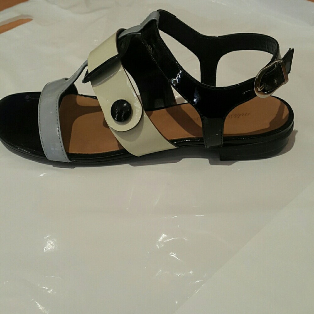 Strap sandals - Picture 2 of 3